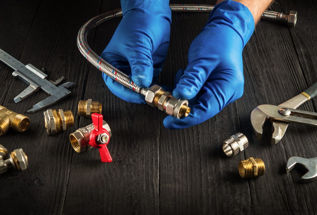 YES! HVAC technician providing new gas line installation in a Utah home.